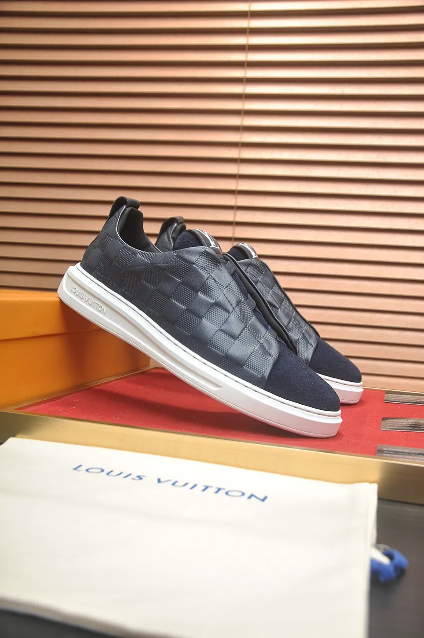 Men's shoes💰460💶【LOUIS VUITTON】Same model from LV.Louis Vuitton official website [satisfied] original single hot model LV original factory cowhide material👑1:1 original plate sheepskin lining, body accessories one to one mold opening💪 counter quality 🙏 Dear friends, if you still worry about wearing matching shoes💋, then these shoes are your best choice🎁🎁! 38-45 (45 is custom-made and cannot be returned or exchanged)